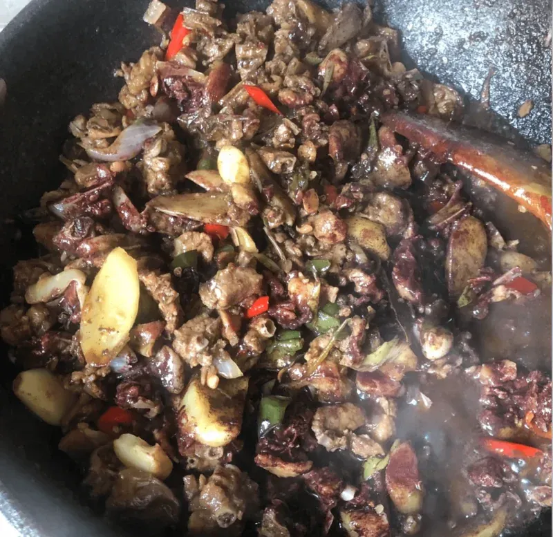 Finishing with duck blood