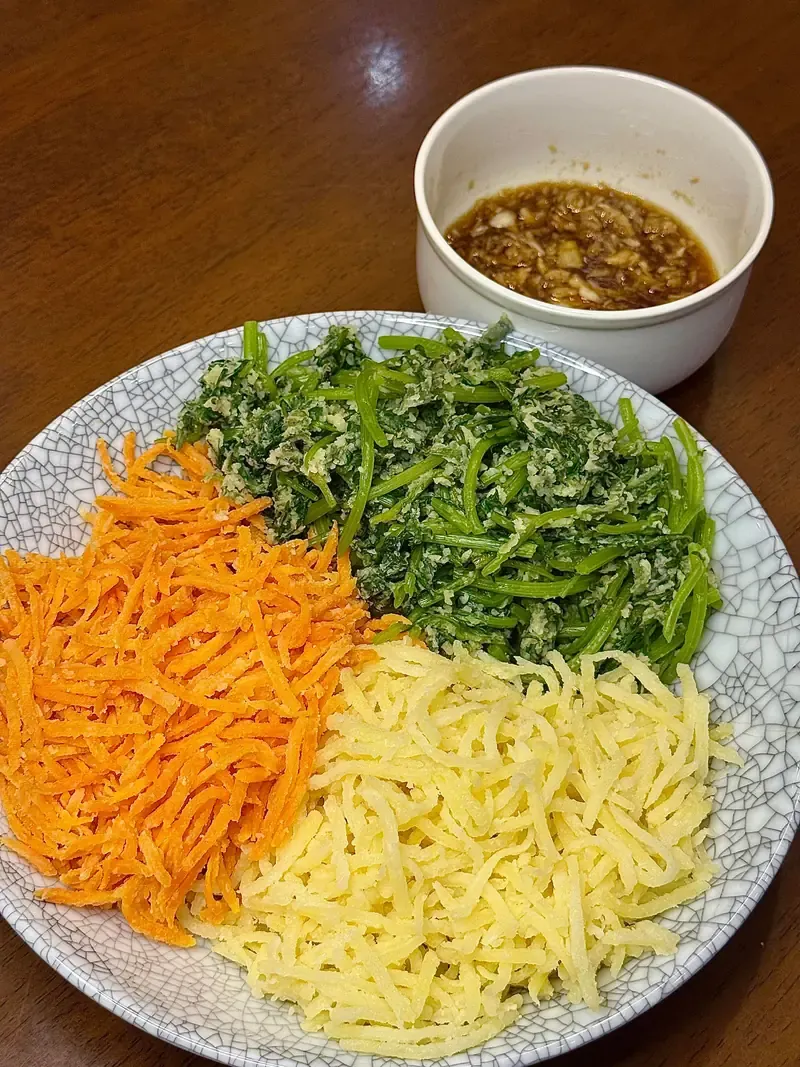 Discover the Ancient Art of Henan Steamed Vegetables: A Tradition of Flavor and Health