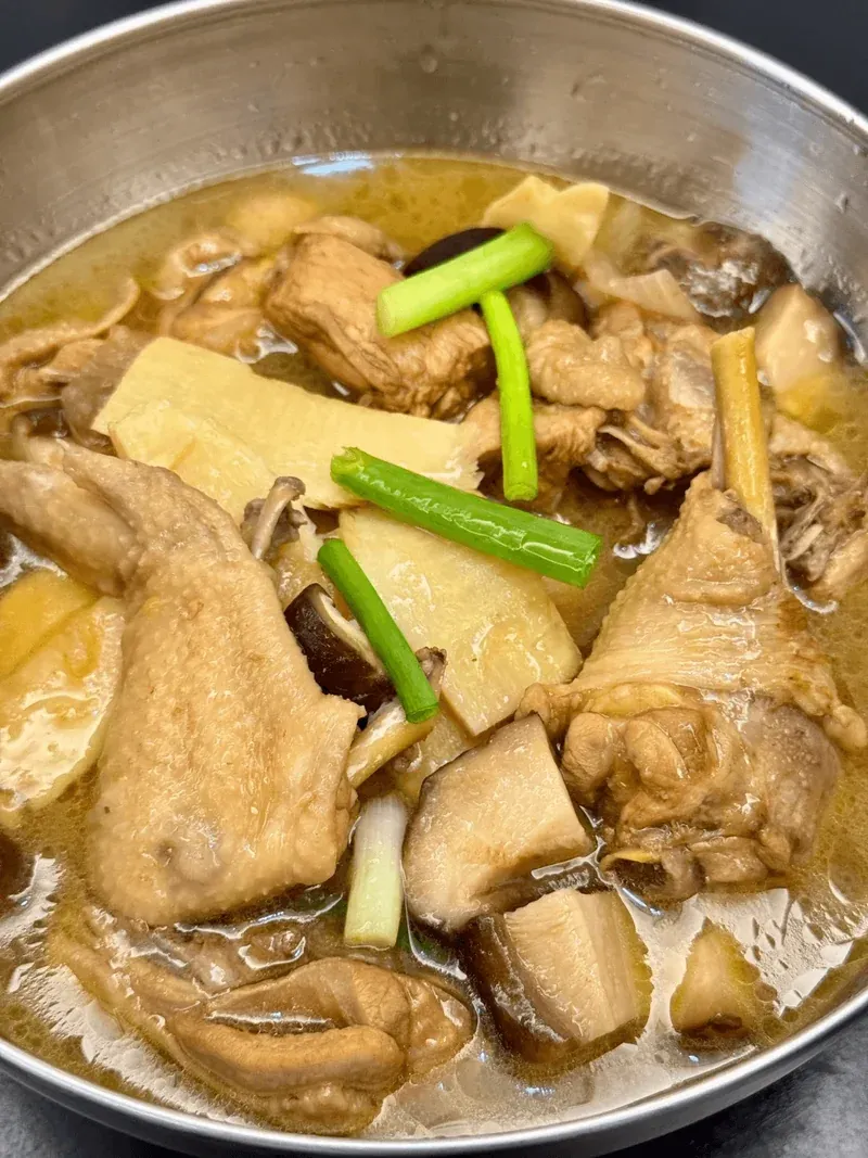 Seasonal Delights: Braised Chicken with Winter Bamboo and Mushrooms