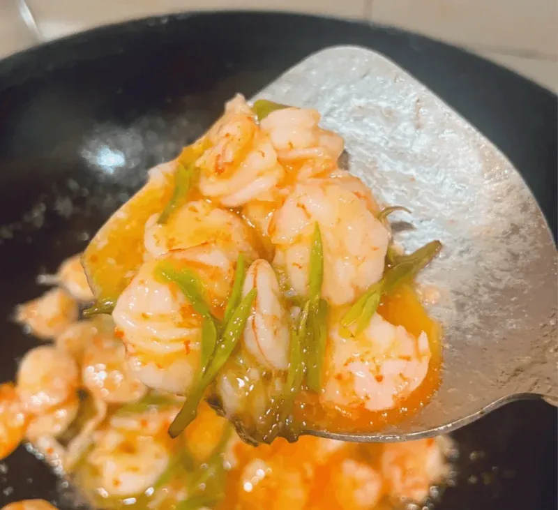 Infusing Shrimp with Tea