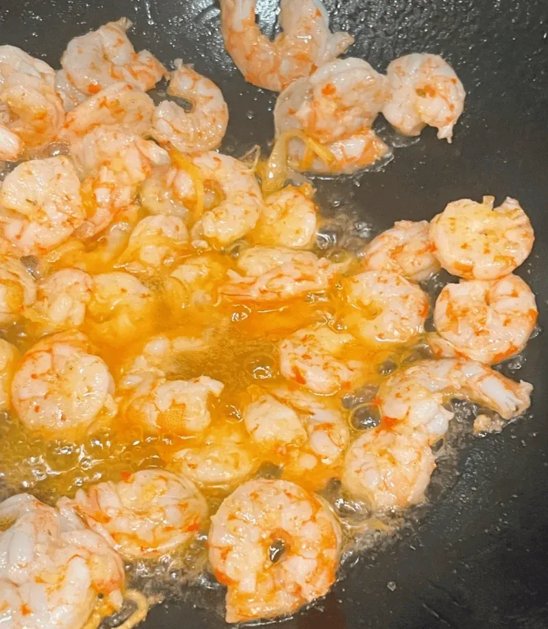 Cooking Shrimp in Oil