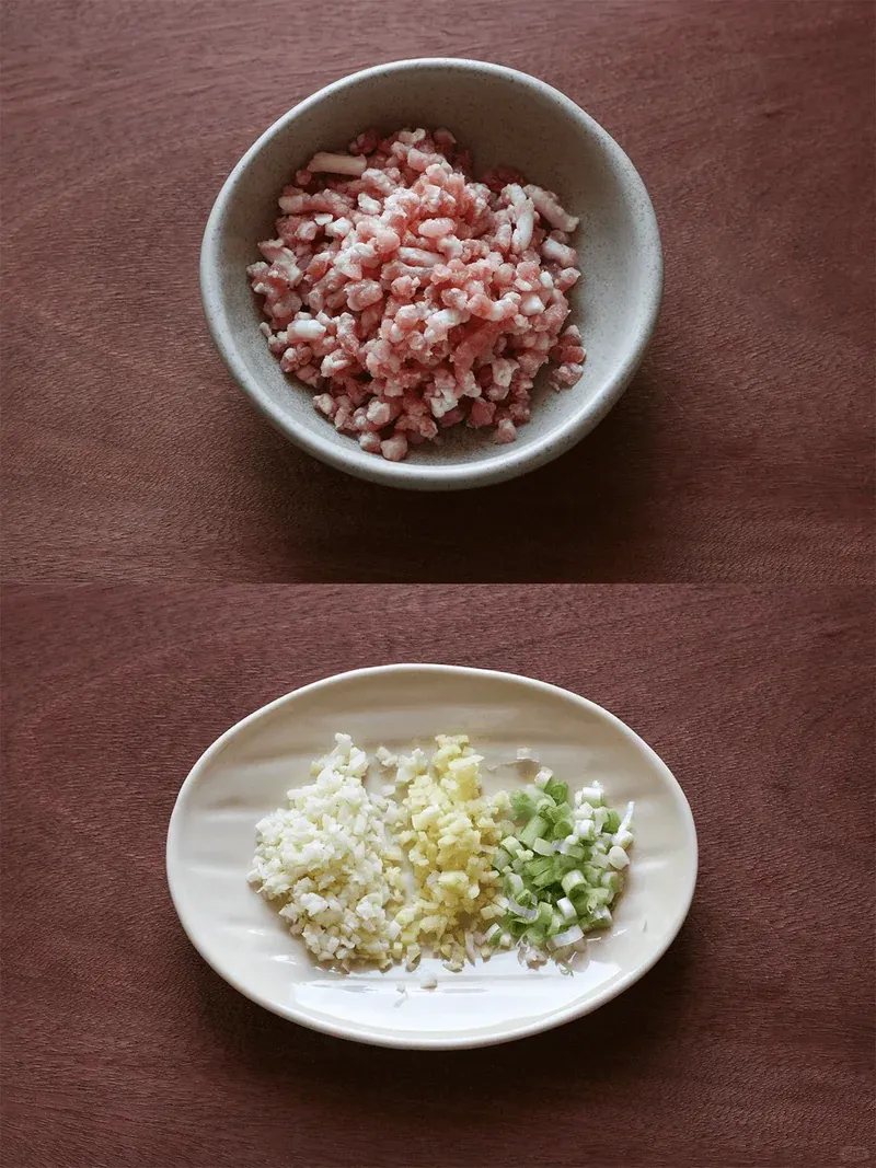 Grinding Peppercorns